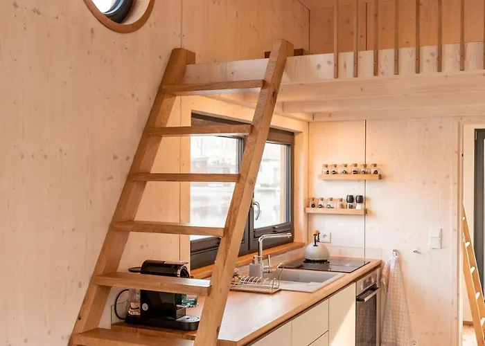 Geraeumige, Hochwertiges Hausboot Petite Mit Kamin *